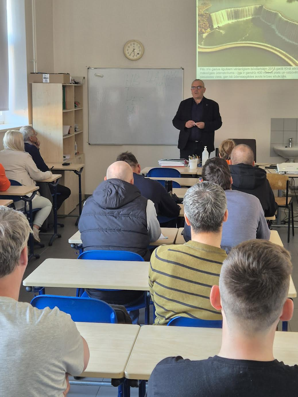 Patikšana un citi svarīgi faktori pieaugušo izglītībā